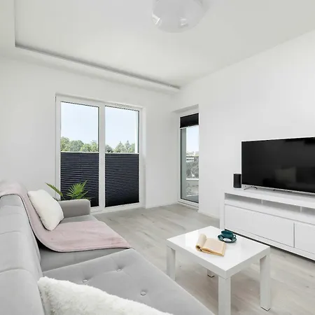 Bright With Balcony For 4 People By Renters Апартаменты *