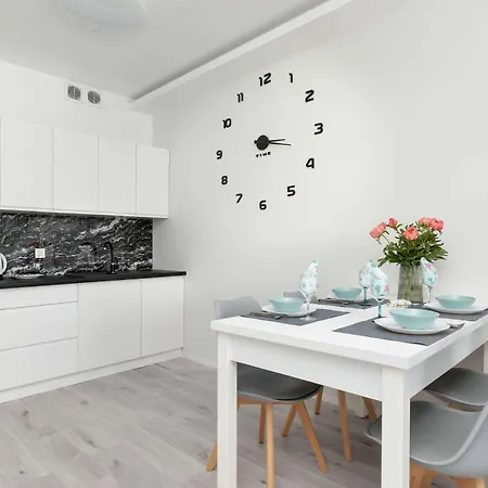 Апартаменты Bright With Balcony For 4 People By Renters