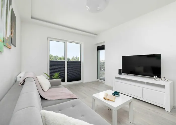 Bright With Balcony For 4 People By Renters Διαμέρισμα *